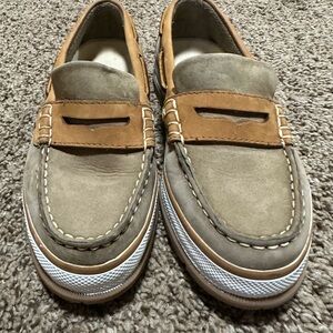 GH Bass women’s thick platform sole boat leather suede boat shoe sneaker 6.5